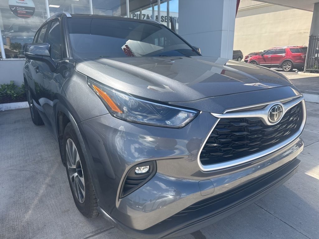 Used Car 2023 Toyota Highlander  Xle For Sale Under $40,000 In San Juan, Puerto Rico