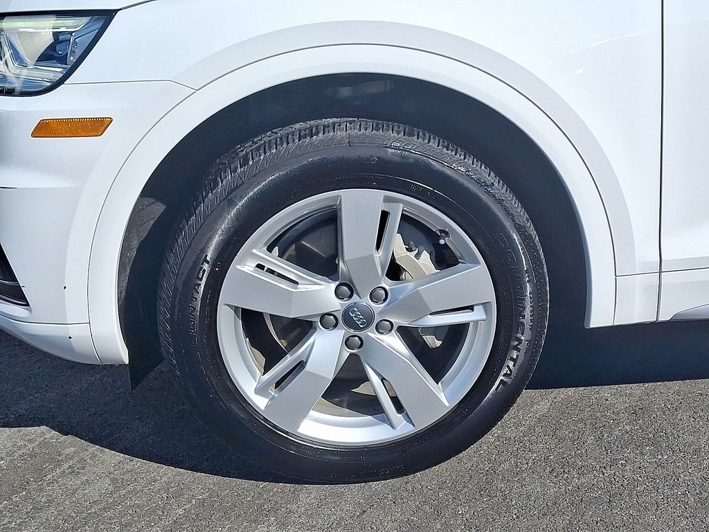 Thumbnail: 2018 Audi Q5 - 8