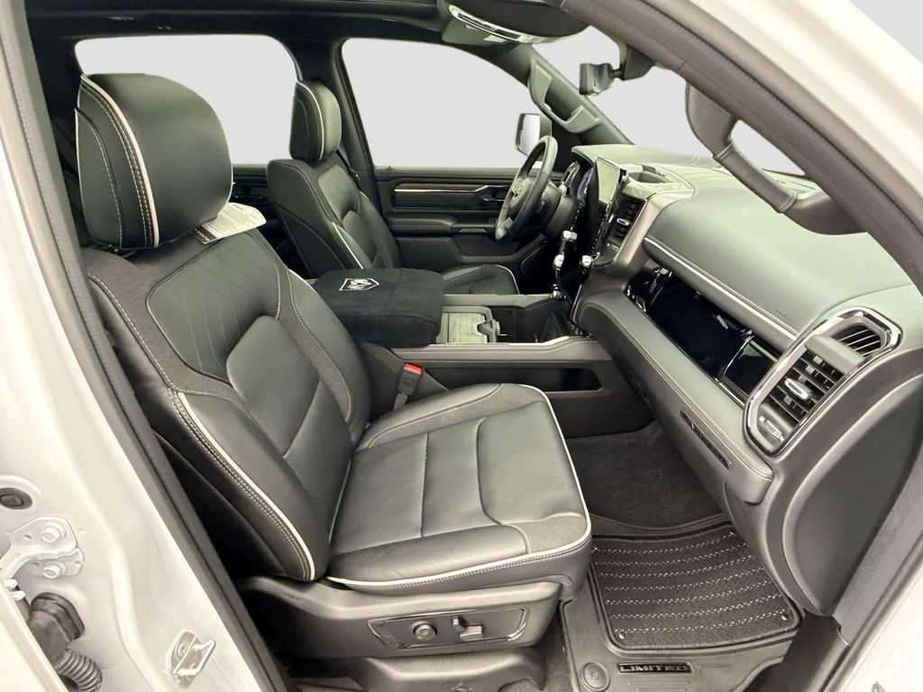 Thumbnail: 2025 RAM 1500 - 19