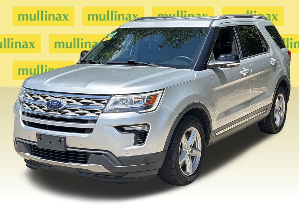 Used 2018 Silver Ford XLT image 13