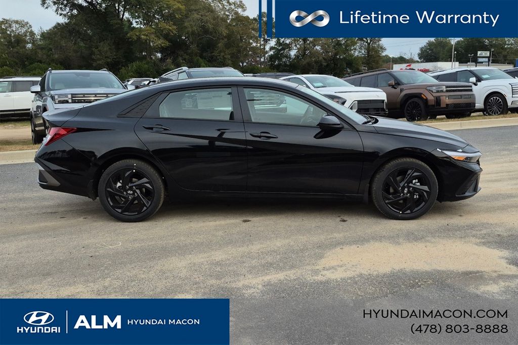 New 2026 Black Hyundai SEL Sport Plus image 5
