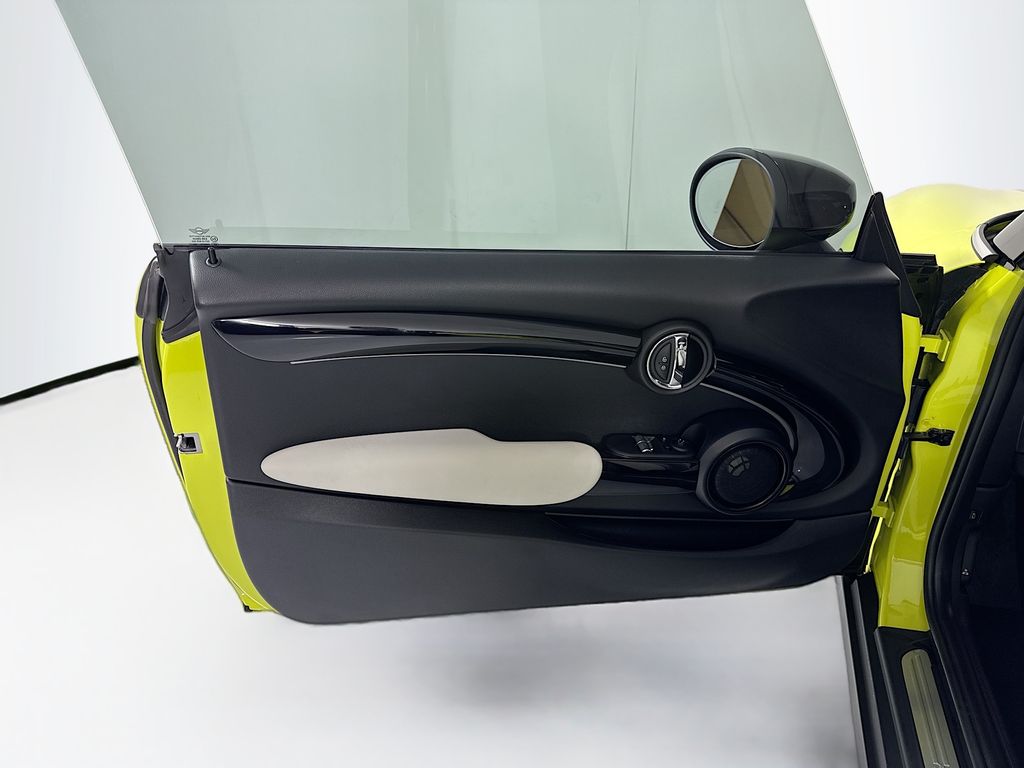 Thumbnail: 2024 MINI Cooper - 24