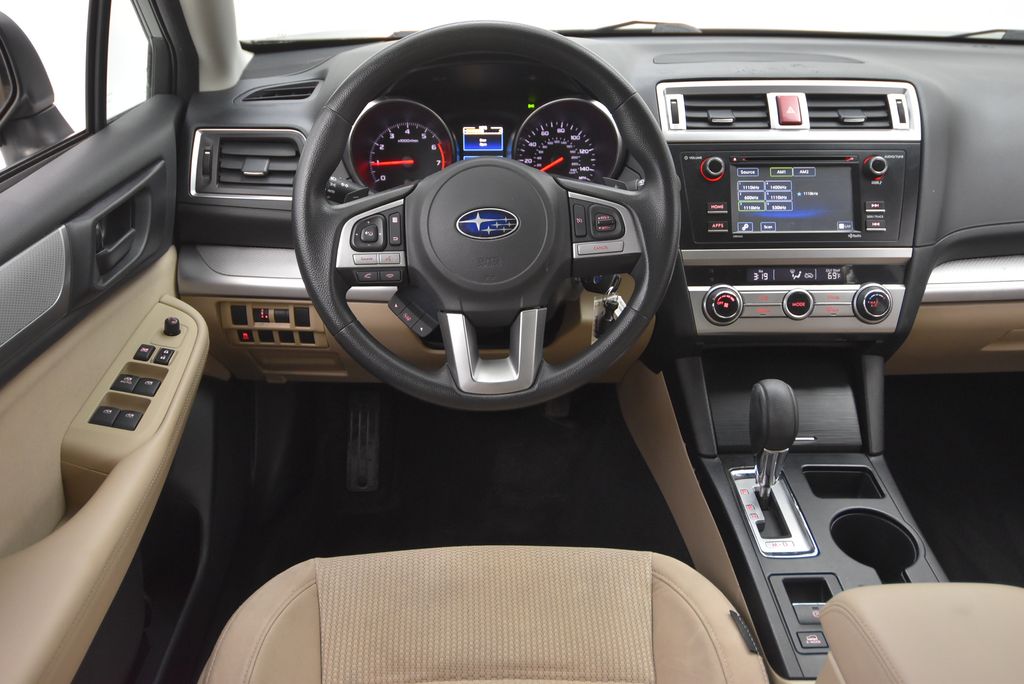 2017 Subaru Outback 2.5i photo