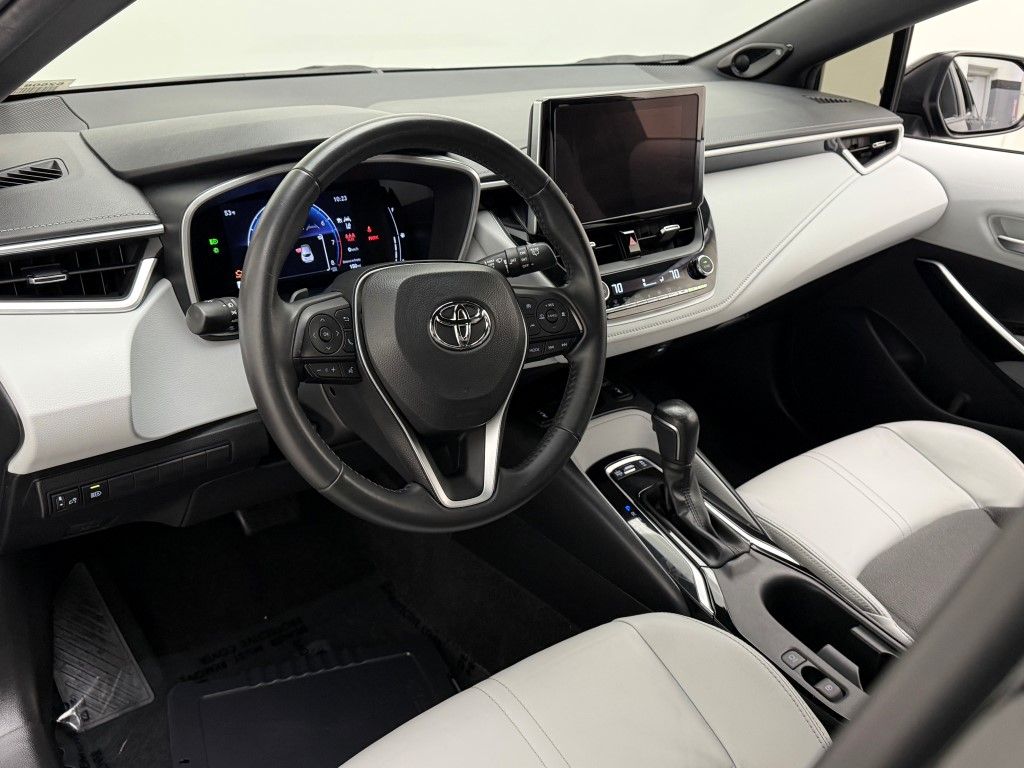 Thumbnail: 2023 Toyota Corolla - 25