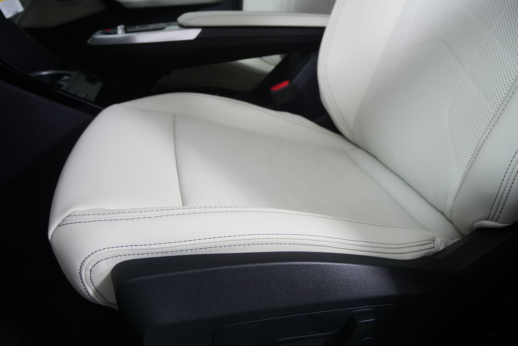 Thumbnail: 2026 BMW X1 - 10