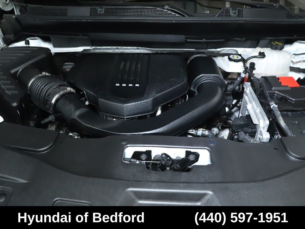 Used 2026 Chevrolet Traverse LT For Sale in Bedford, OH