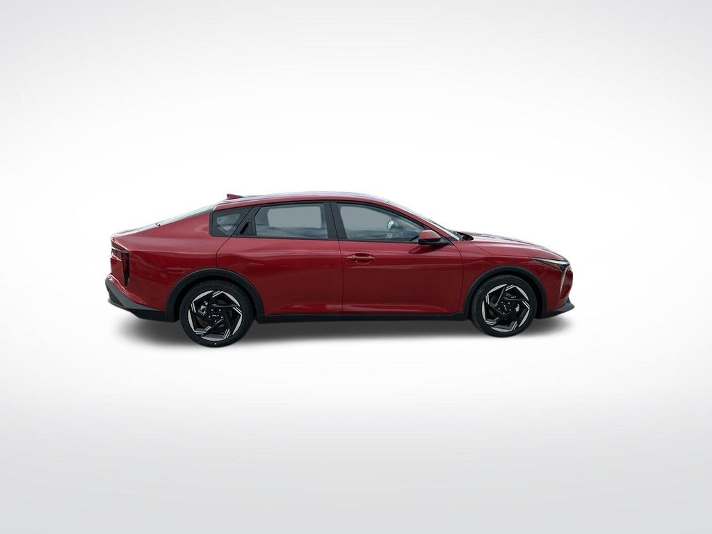 2025 Kia K4 EX photo