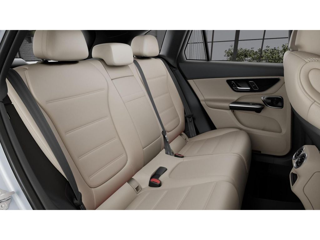 Thumbnail: 2026 Mercedes-Benz GLC - 5