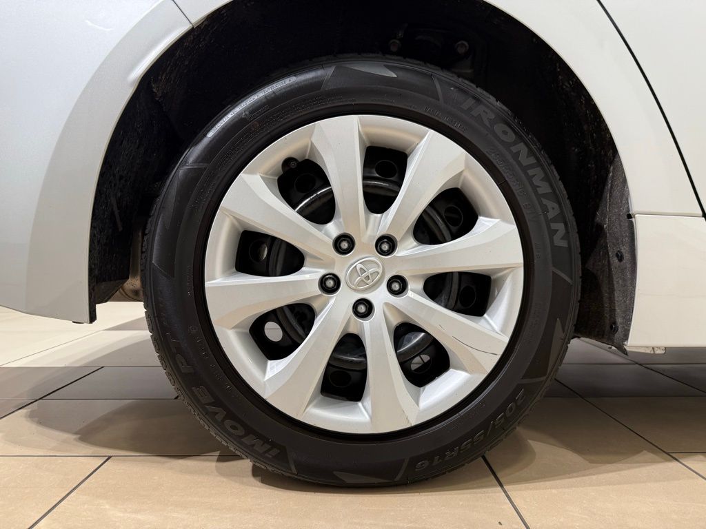 Thumbnail: 2024 Toyota Corolla - 9