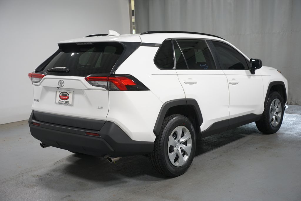 Thumbnail: 2021 Toyota RAV4 - 8