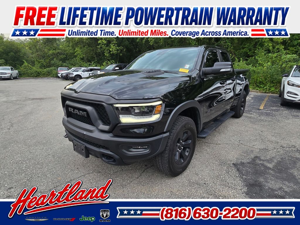 Diamond Black Crystal Pearlcoat 2020 RAM 1500 Pickup Truck Four-Wheel Drive 8-Speed Automatic