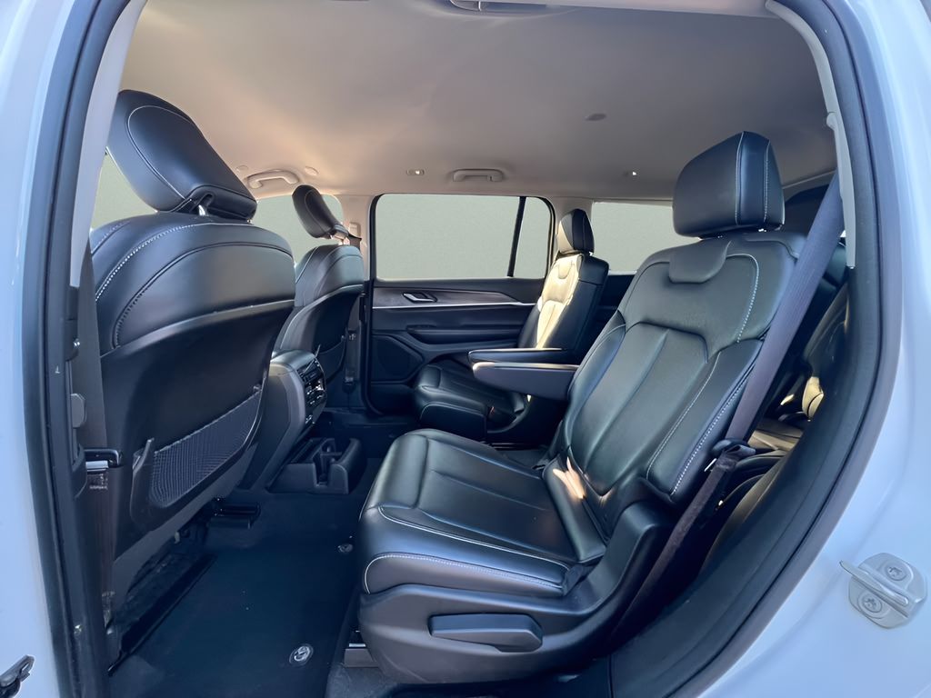 Used 2023 Jeep Grand Cherokee L SUV