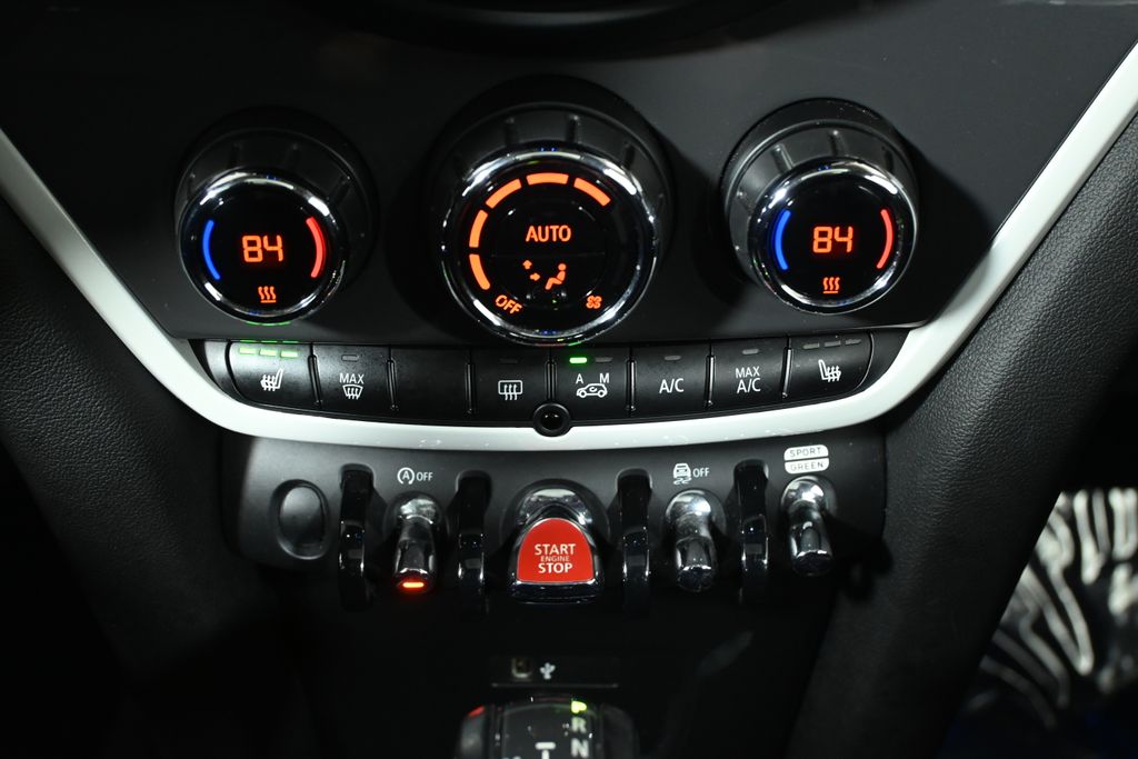 Thumbnail: 2019 MINI Cooper Countryman - 21