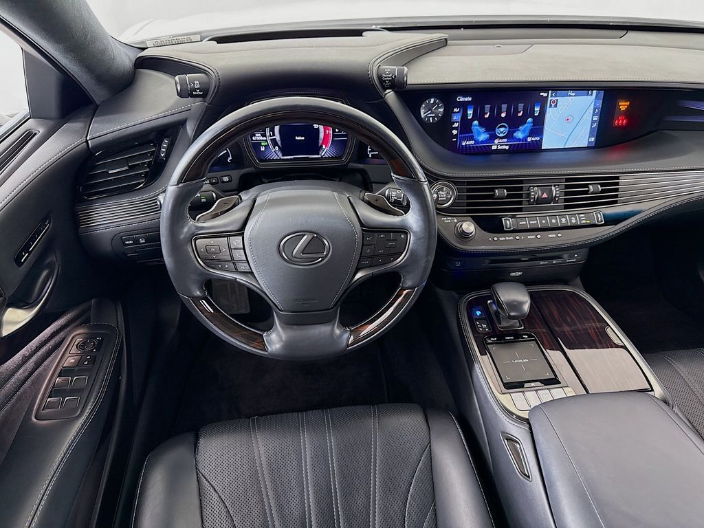 Thumbnail: 2019 Lexus LS - 23