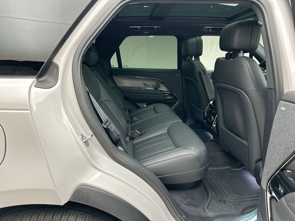 Thumbnail: 2026 Land Rover Range Rover Sport - 15