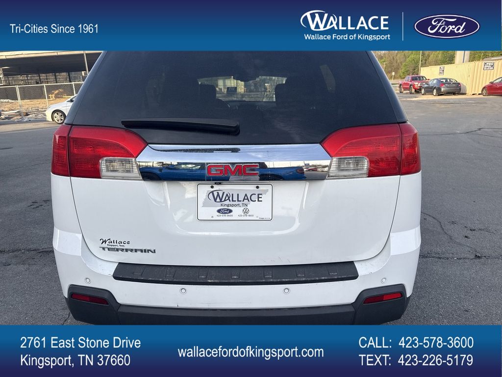 View vehicle photo 5