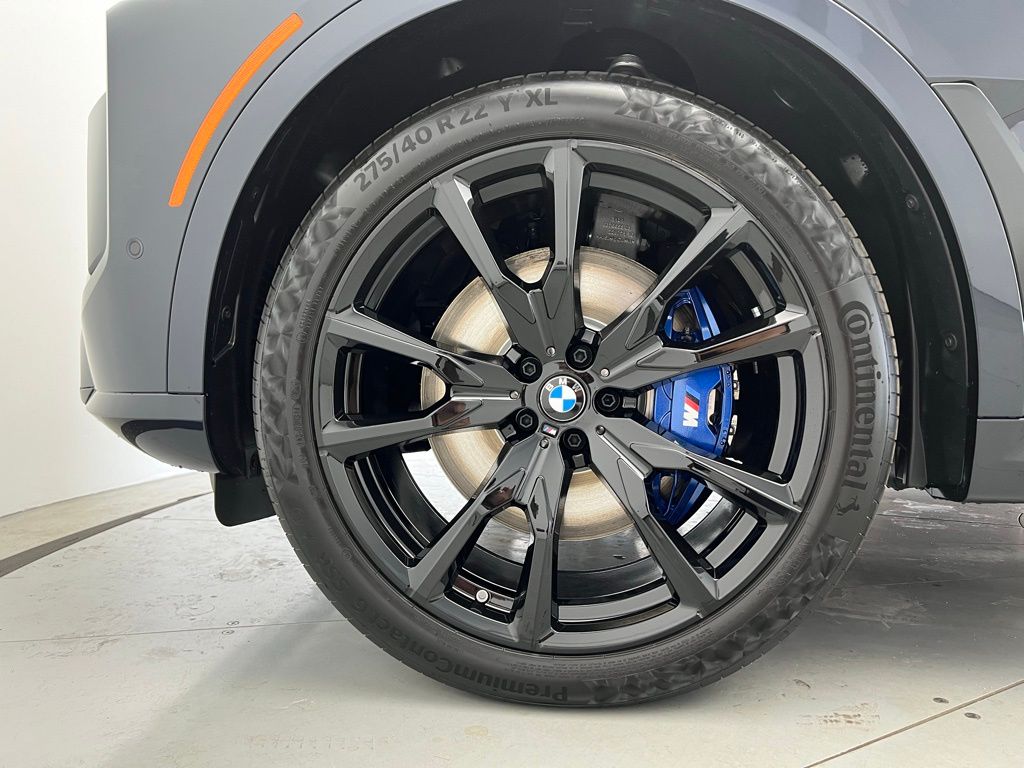 Thumbnail: 2026 BMW X7 - 24