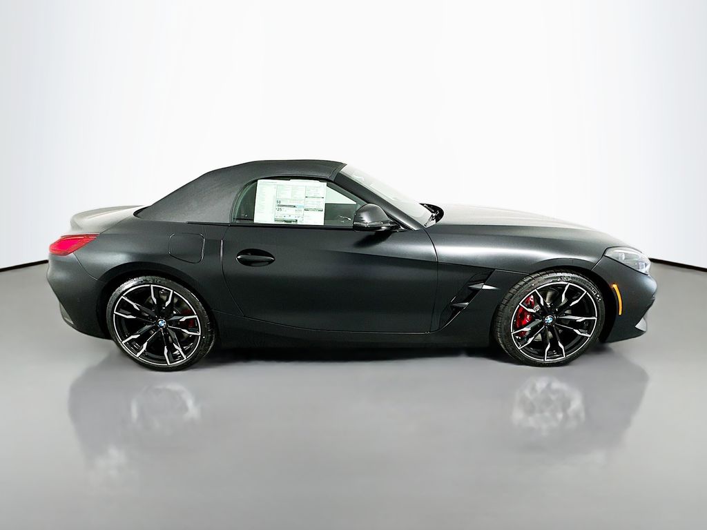 Thumbnail: 2026 BMW Z4 - 4