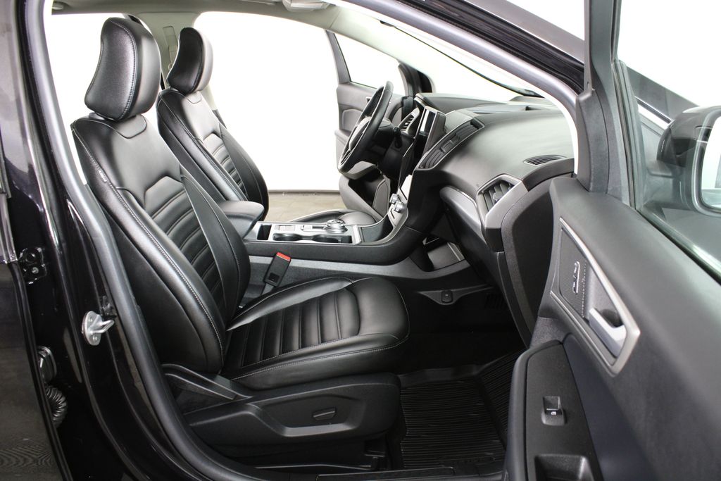 Used 2021 Ford Edge for sale in 