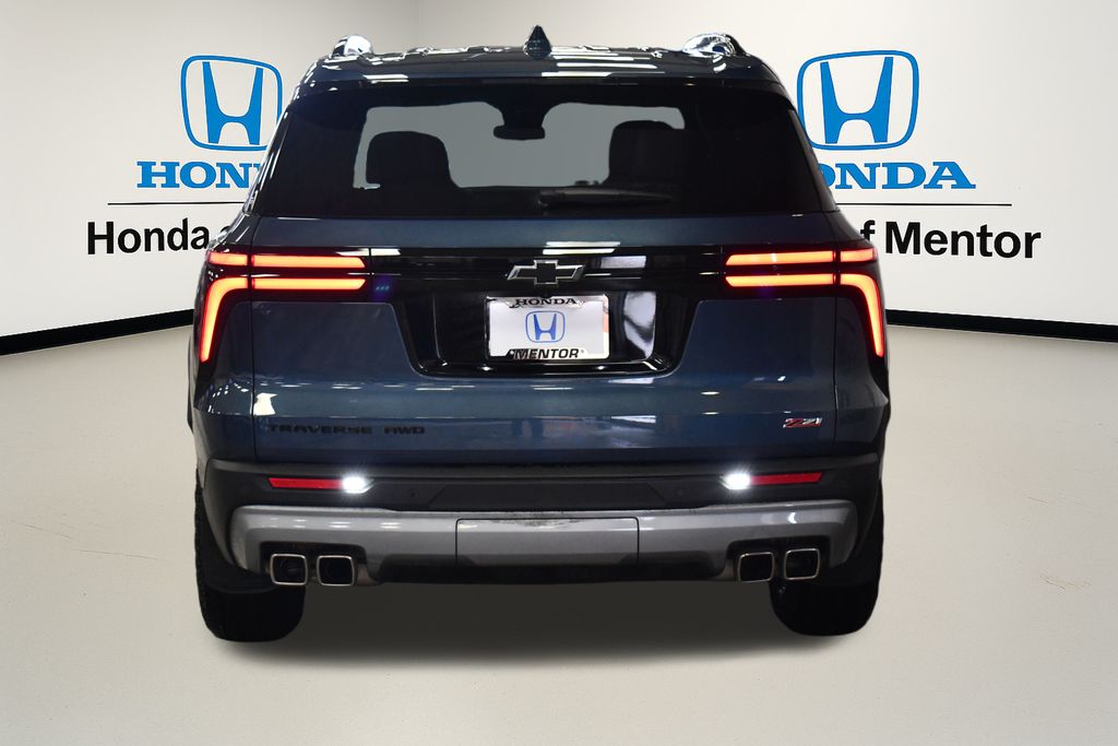 Thumbnail: 2025 Chevrolet Traverse - 4