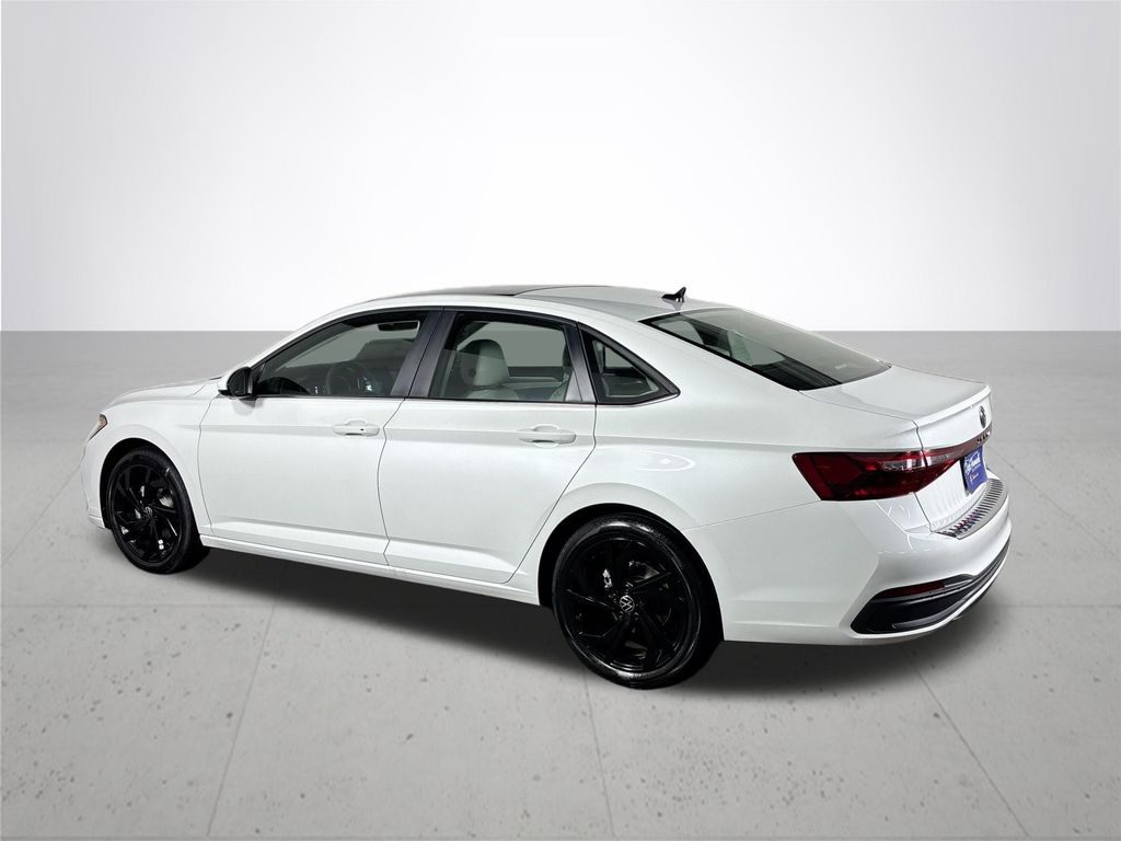 2025 Volkswagen Jetta 1.5T SE