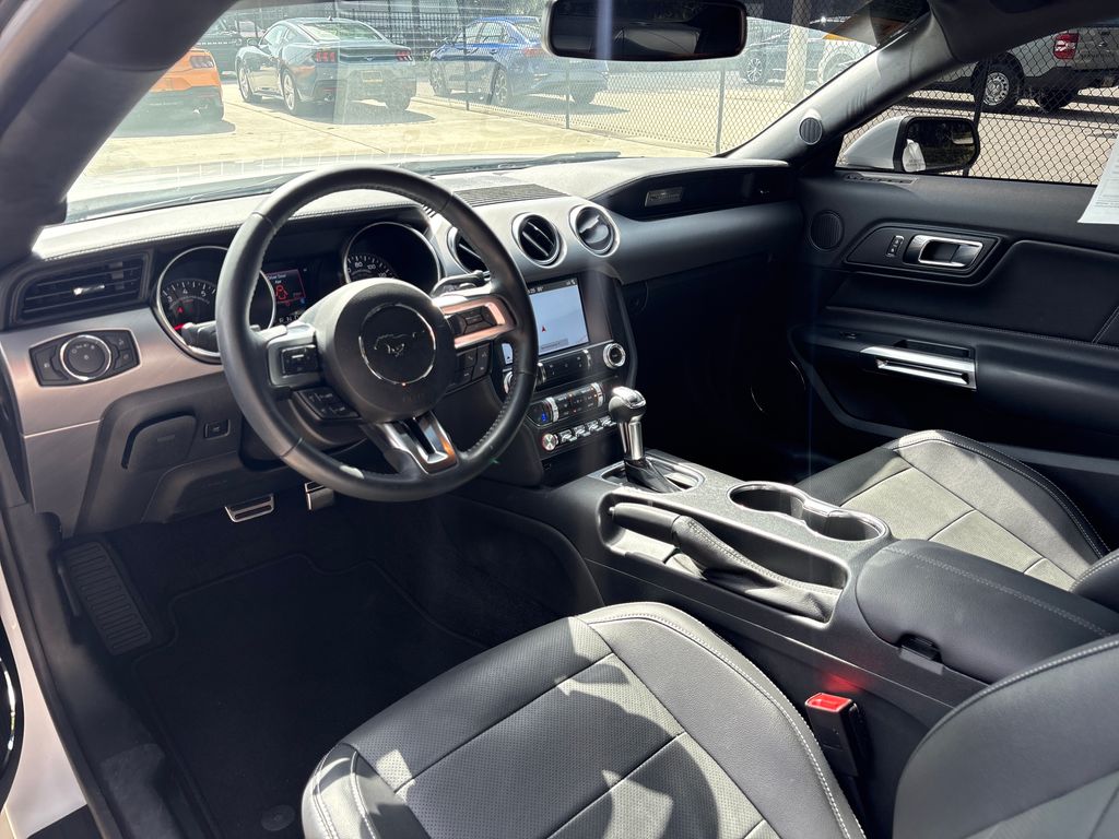 Certified Used 2018 White Ford GT Premium image 6