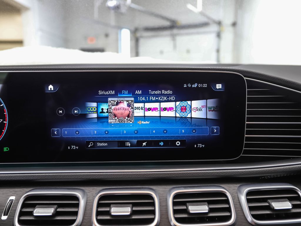 Thumbnail: 2023 Mercedes-Benz GLS - 17