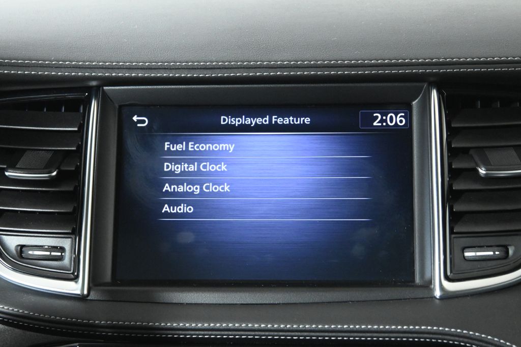 Thumbnail: 2022 INFINITI QX50 - 21