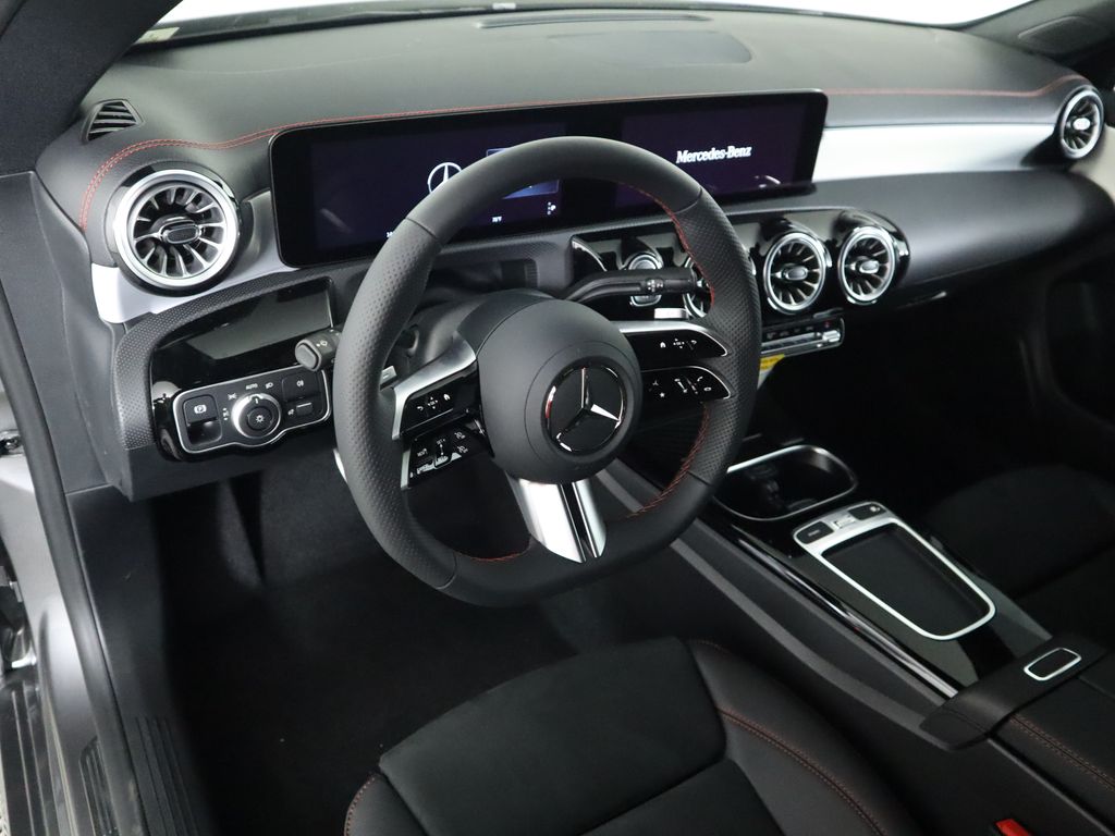 2025 Mercedes-Benz CLA 250 10