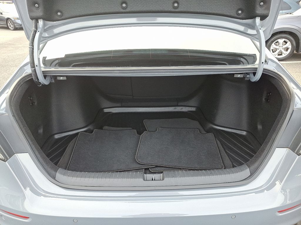 Thumbnail: 2023 Honda Accord - 30