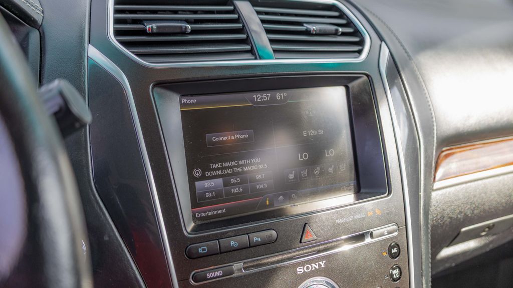 Used 2016 Ford Explorer Platinum 4D Sport Utility