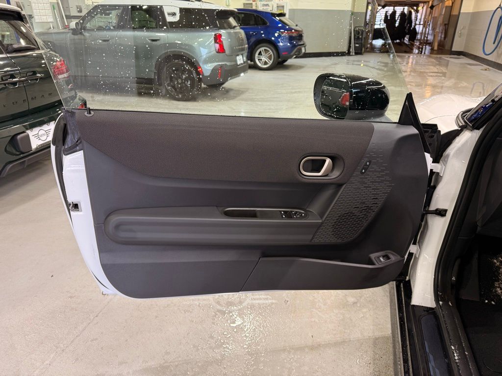 Thumbnail: 2026 MINI Cooper - 10