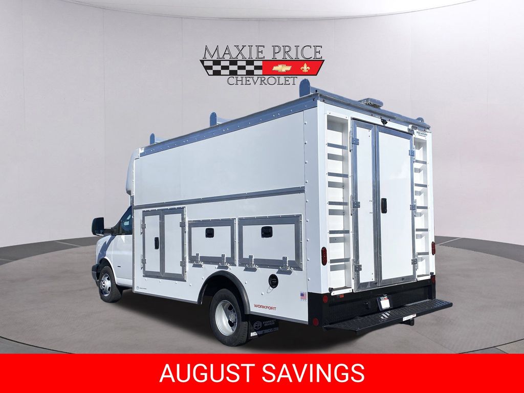 New 2025 Chevrolet Express 3500 Coupe
