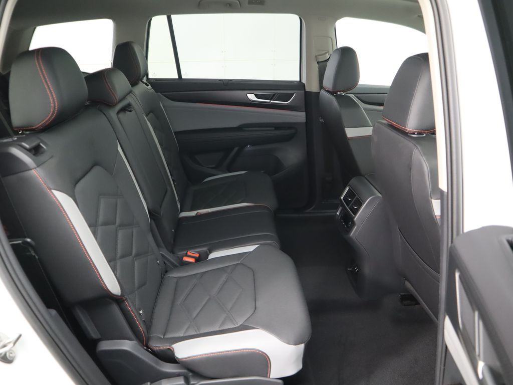 Thumbnail: 2025 Volkswagen Atlas - 23