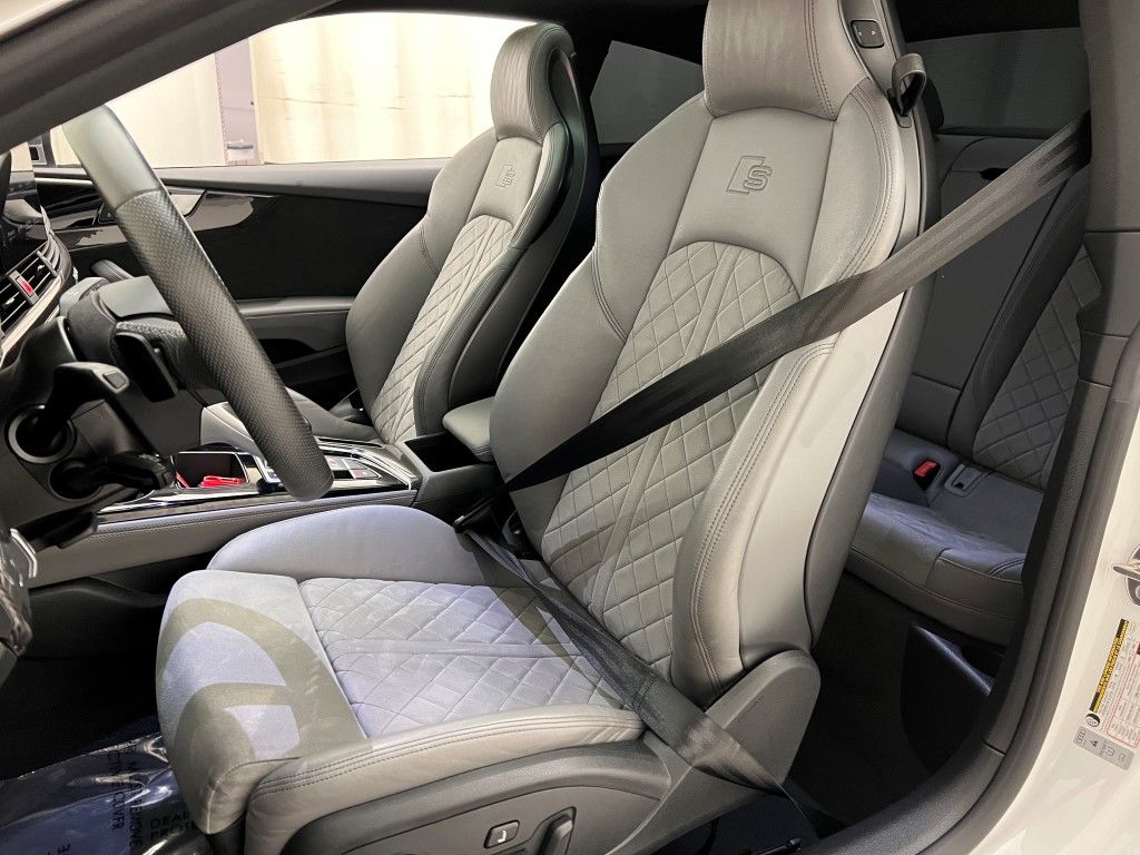 Thumbnail: 2022 Audi S5 - 19