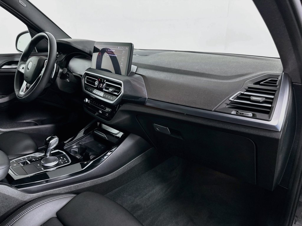 Thumbnail: 2024 BMW X3 - 30