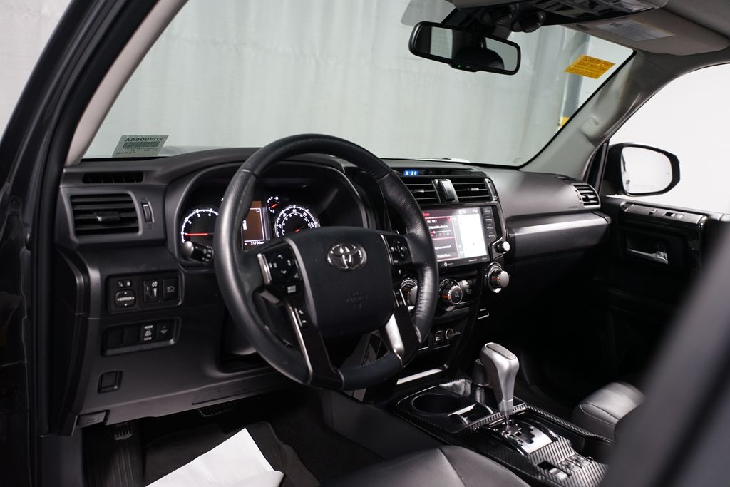 Thumbnail: 2024 Toyota 4Runner - 12