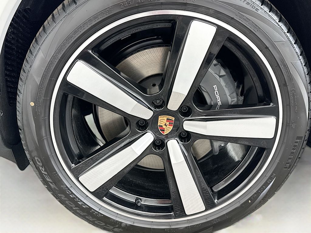 Thumbnail: 2026 Porsche Cayenne - 31