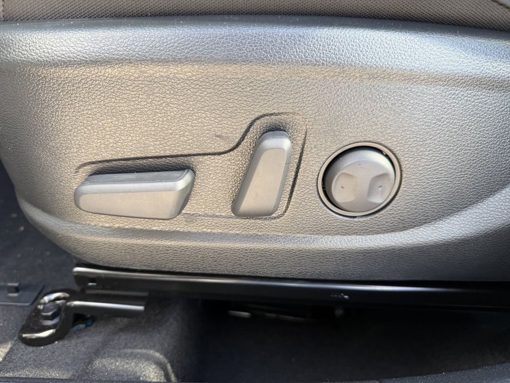 new 2026 Kia Seltos car, priced at $27,113