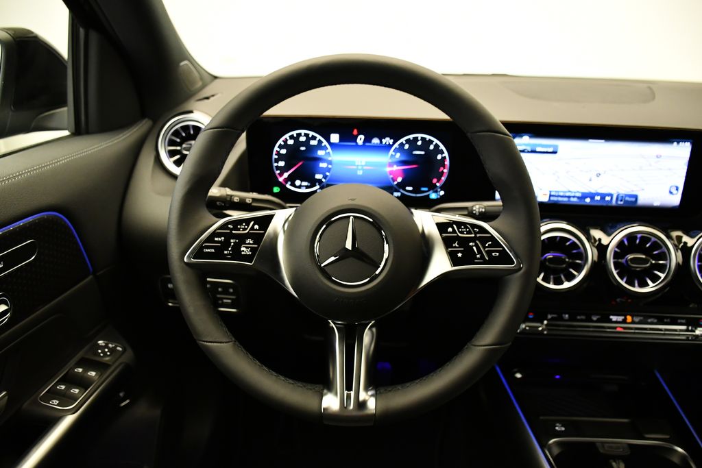 Thumbnail: 2026 Mercedes-Benz GLA - 21