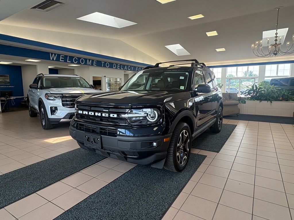 Alto Blue Metallic Tinted Clearcoat 2023 Ford Bronco Sport SUV / Crossover All-Wheel Drive 8-Speed Automatic