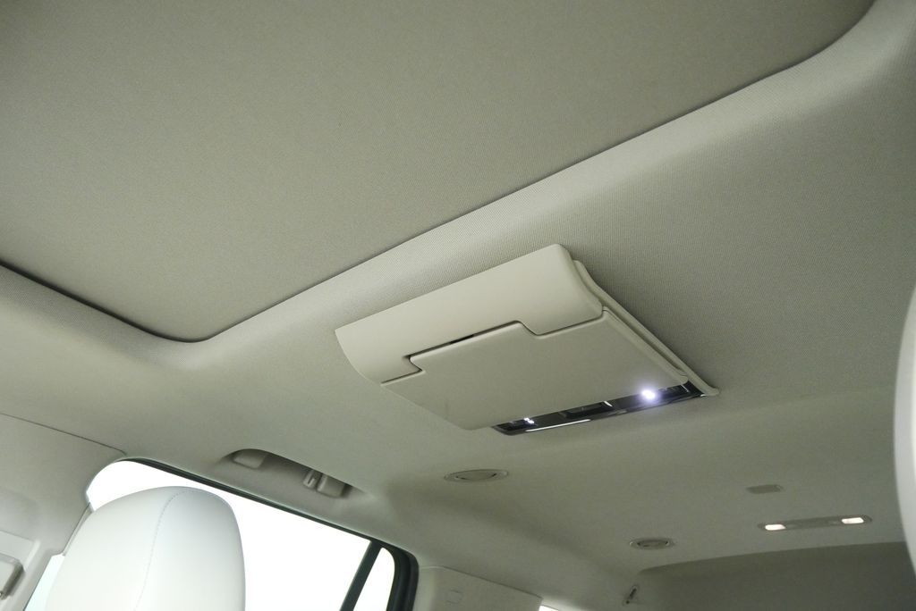 Thumbnail: 2020 Cadillac Escalade - 12