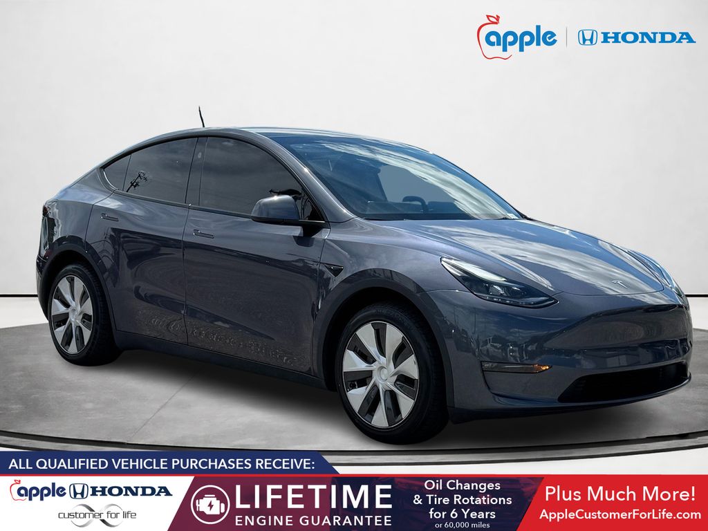 2023 Tesla Model Y Long Range Dual Motor All-Wheel Drive's photo