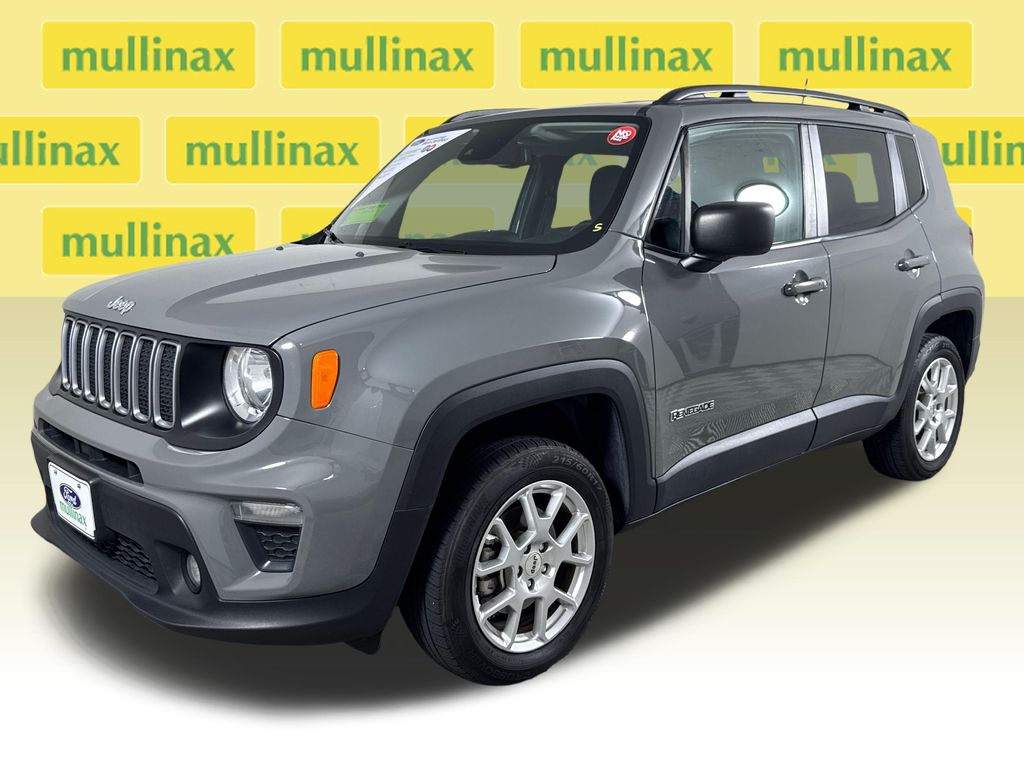 Certified Used 2022 Gray Jeep Latitude image 13