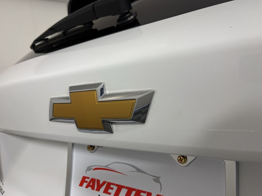 Thumbnail: 2025 Chevrolet Trax - 18