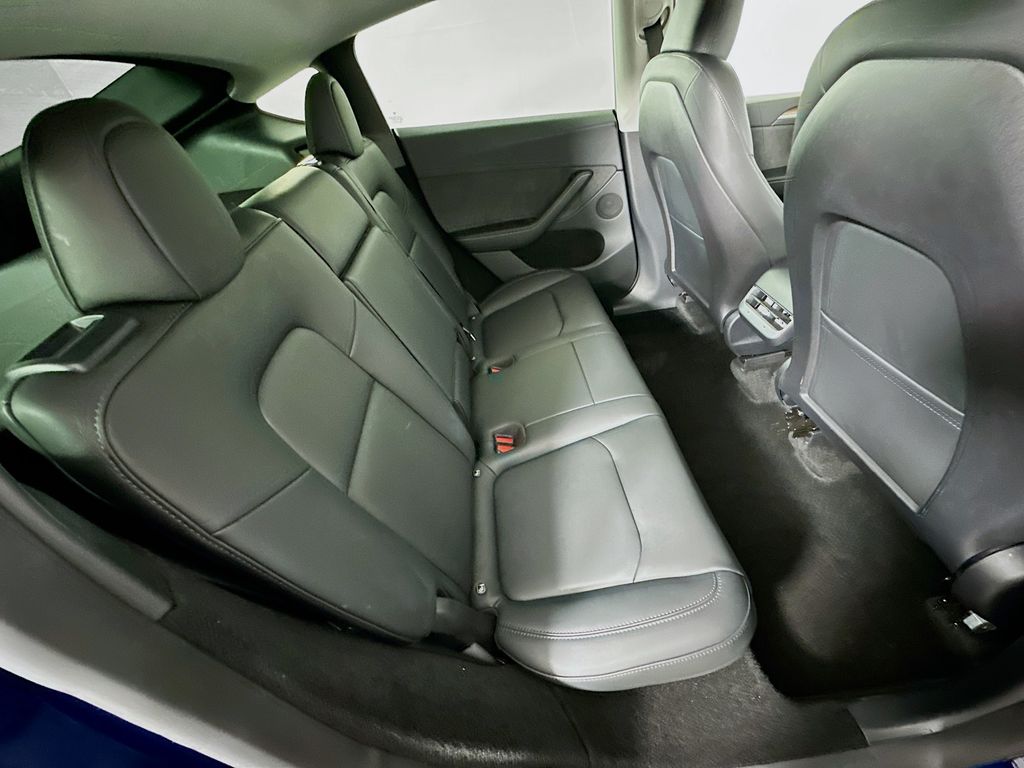 2023 Tesla Model Y Long Range 25