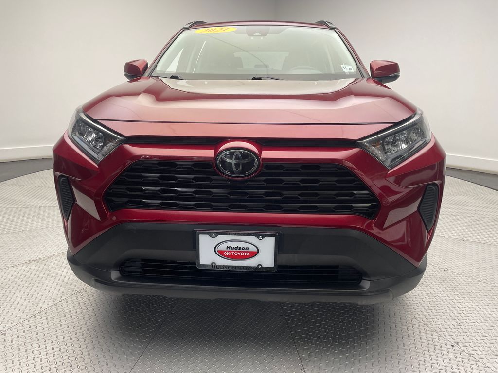 2021 Toyota RAV4 LE 2