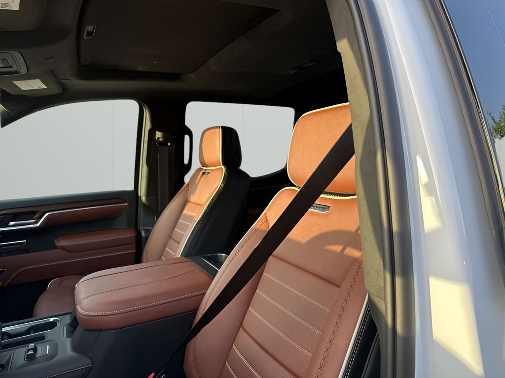 New 2026 White GMC Denali Ultimate image 27