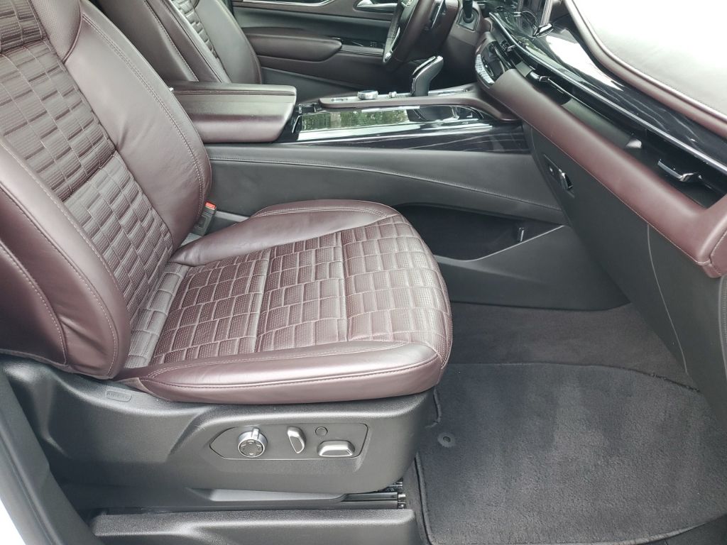 Used Car 2024 Cadillac Escalade  V-series For Sale Under $140,000 In Austin, Texas