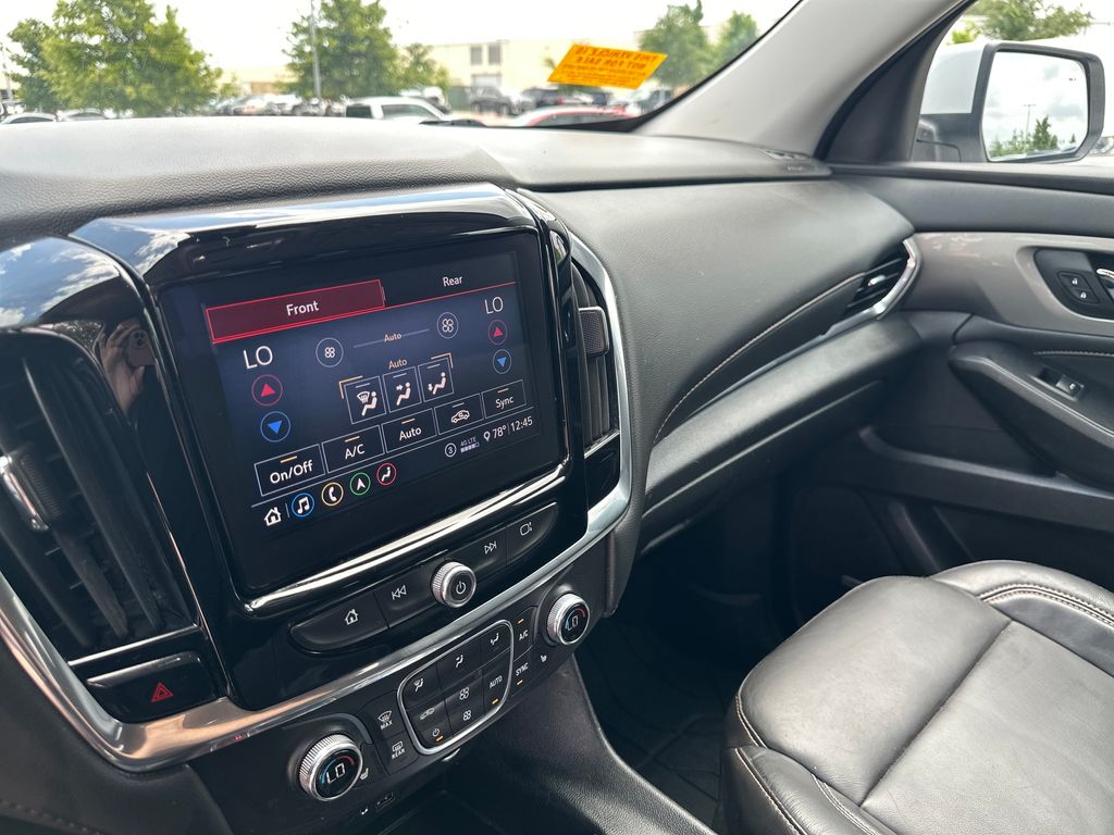 Used Car 2021 Chevrolet Traverse  Rs For Sale Under $30,000 In Austin, Texas